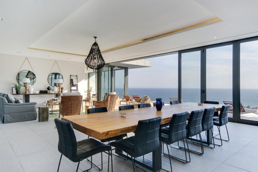 To Let 6 Bedroom Property for Rent in Llandudno Western Cape